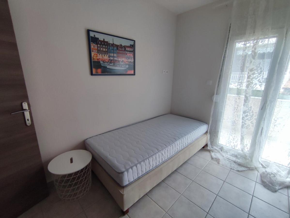 Magdalena Apartment Sarti Bagian luar foto